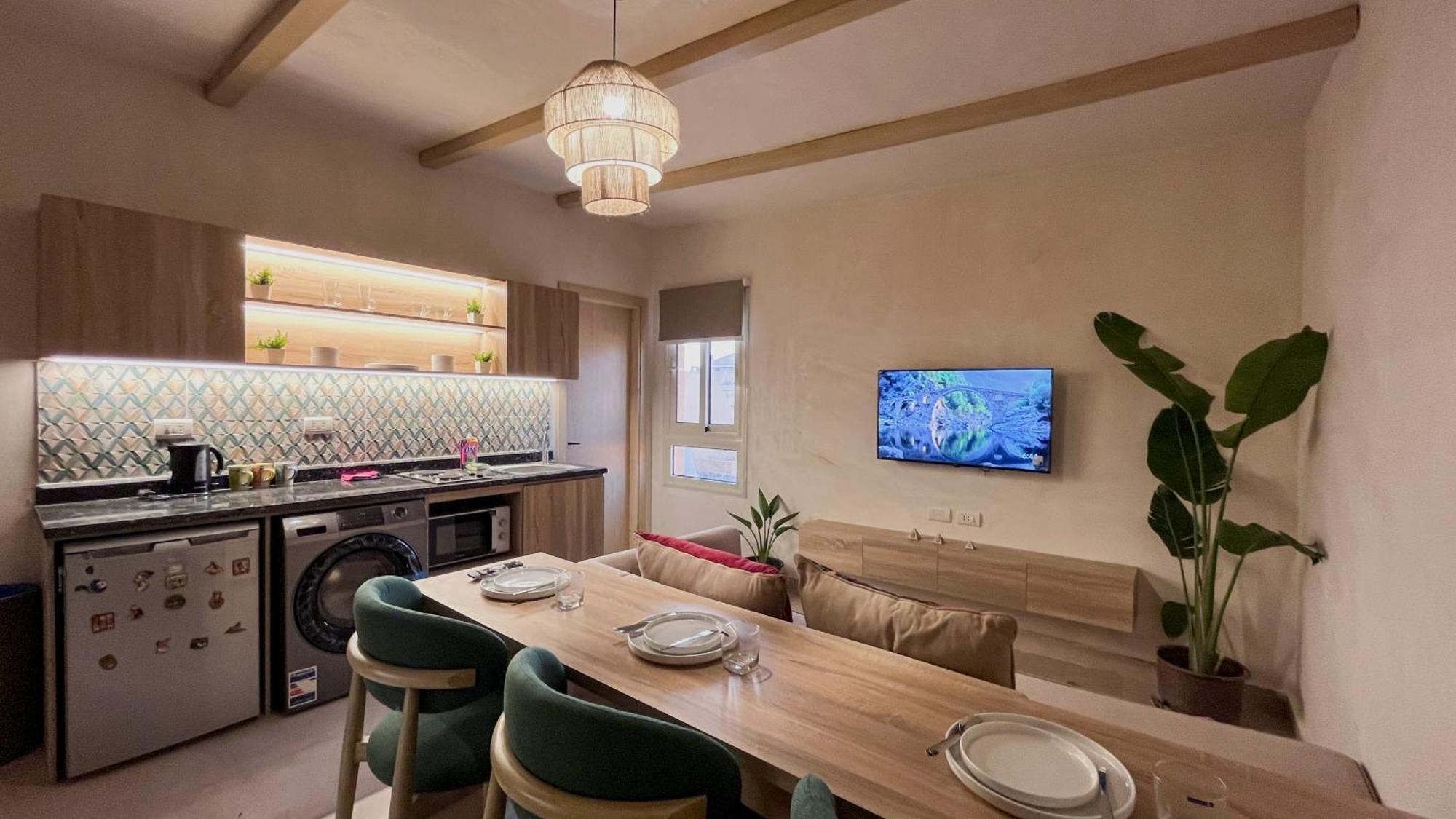 Boho Getaway With Pyramids View & Jacuzzi Apartment Giza Exterior foto